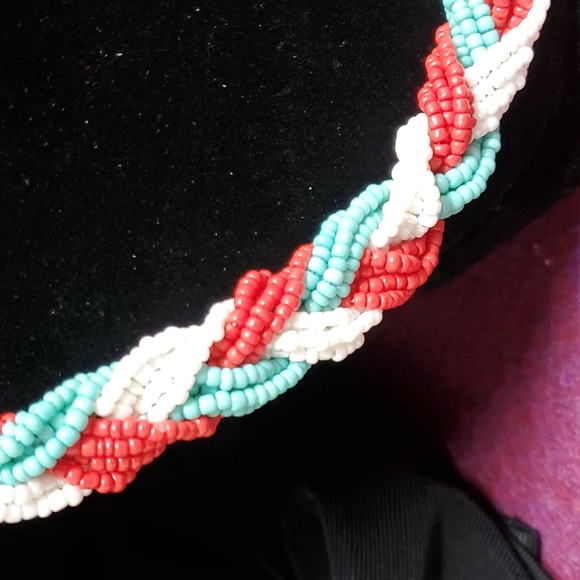 Necklace - Picture 3 of 4